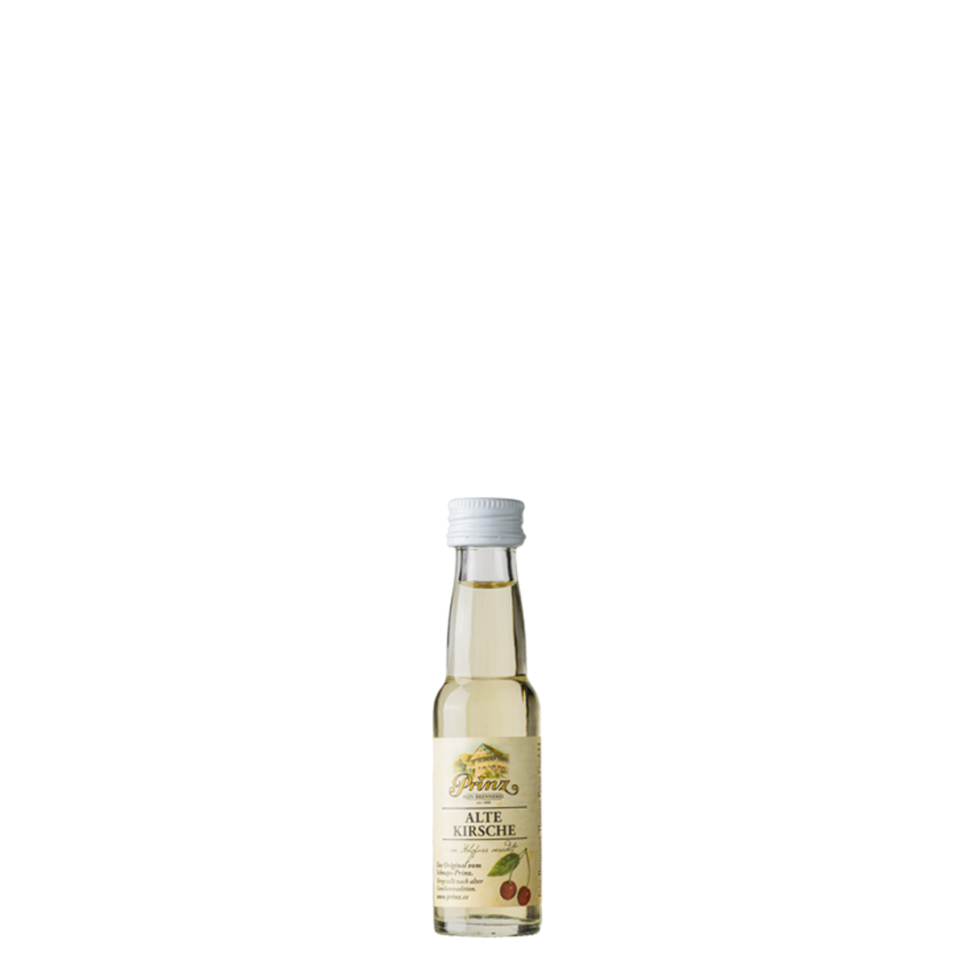 Prinz Alte Kirsche 41 % vol. – 0,02-l-Miniaturflasche vor weißem Hintergrund