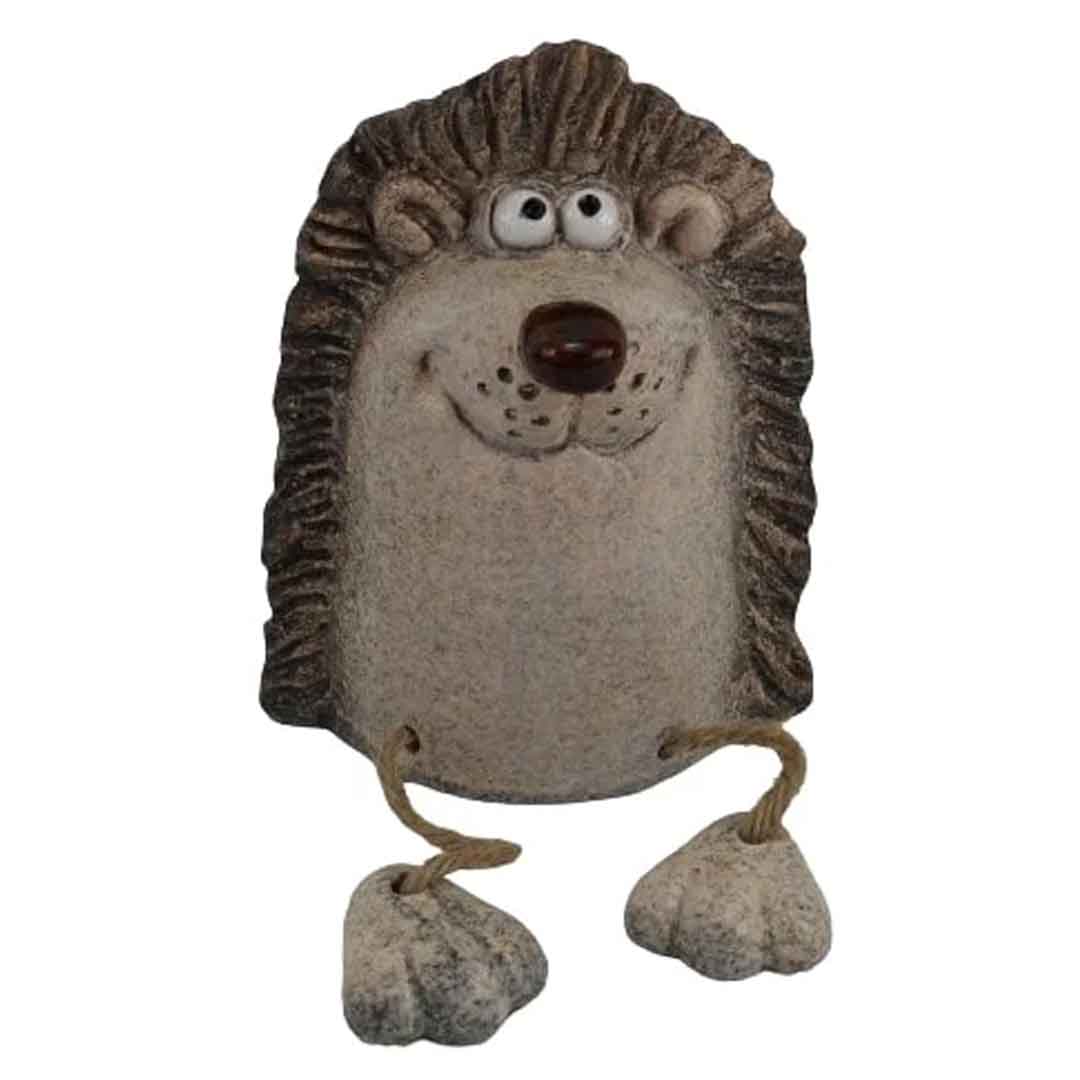 Liebevoller Igel Zaunhocker aus Keramik mit baumelnden Beinen