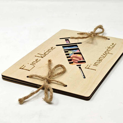 Holzkarte Kleine Finanzspritze – für Geldgeschenke & Gutscheine