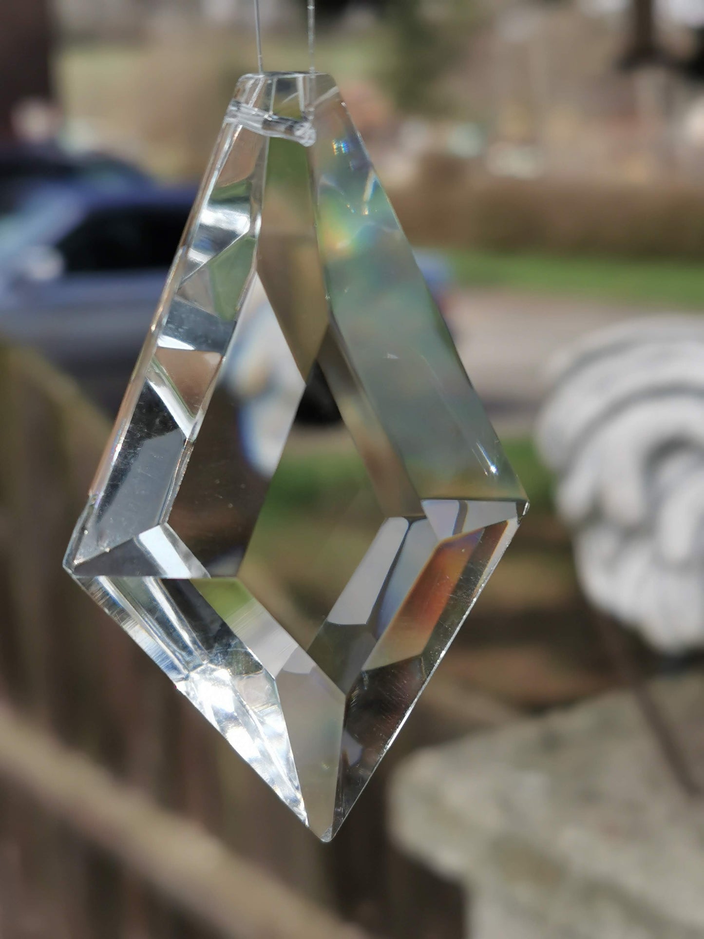 Feng Shui Kristall Prisma Rautenform 7,6 cm hoch - der Wohnsinnige